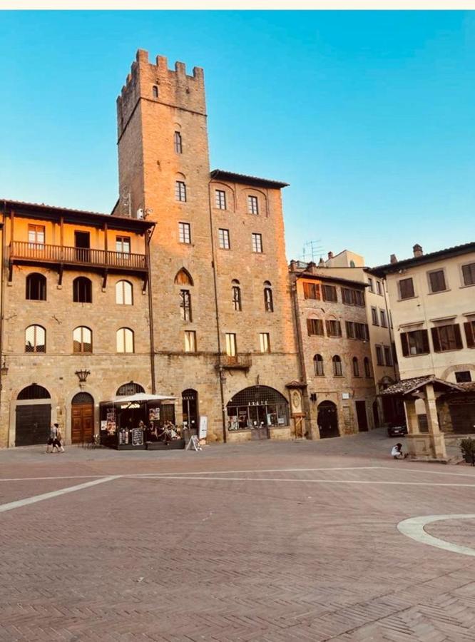 Ferienwohnung La Torre Di Borgunto - Piazza Grande Arezzo Exterior foto