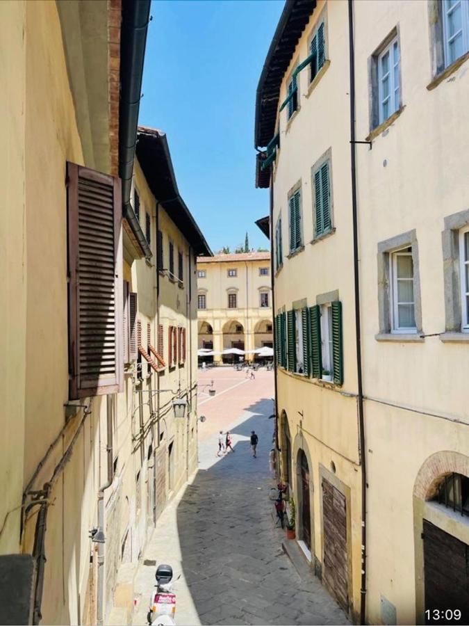 Ferienwohnung La Torre Di Borgunto - Piazza Grande Arezzo Exterior foto